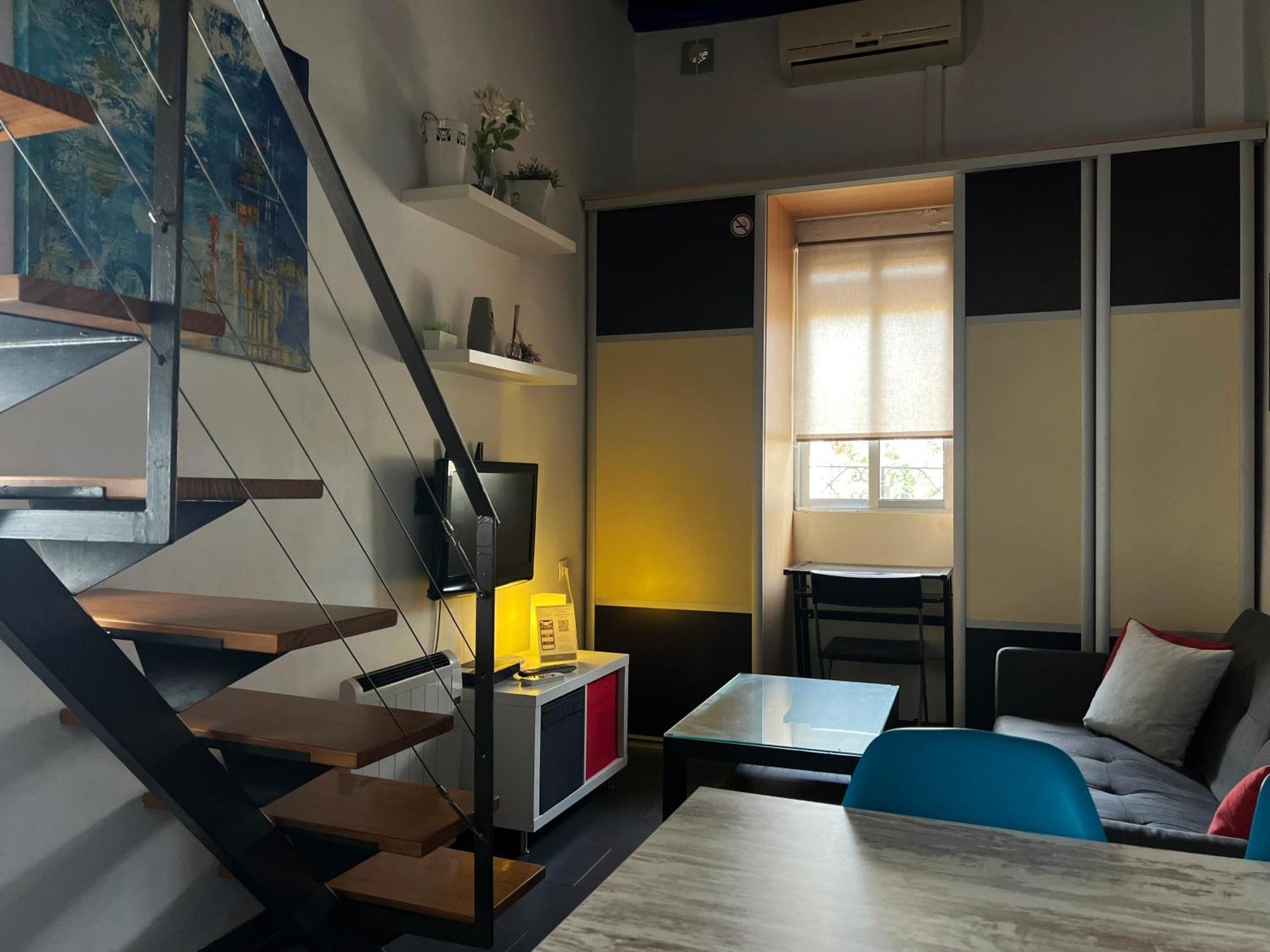 Apartamentos Triana - Aloha Sevilla חדר תמונה