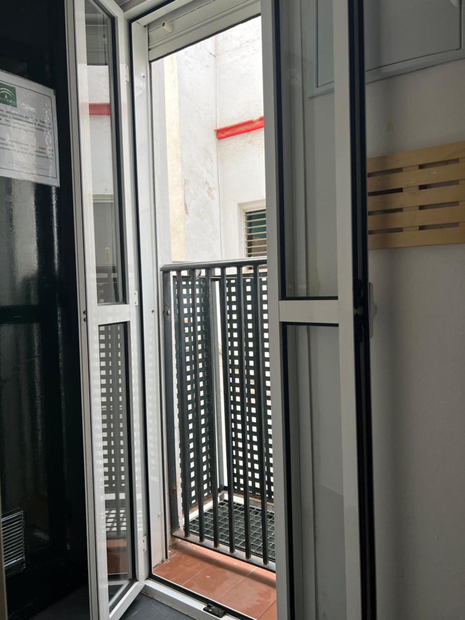 Apartamentos Triana - Aloha Sevilla חדר תמונה